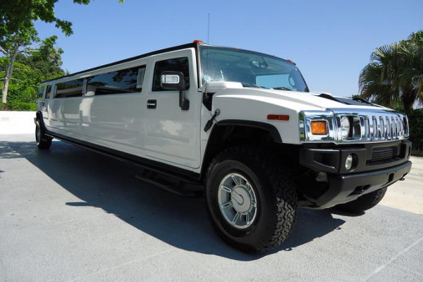 white hummer limo service Plainview