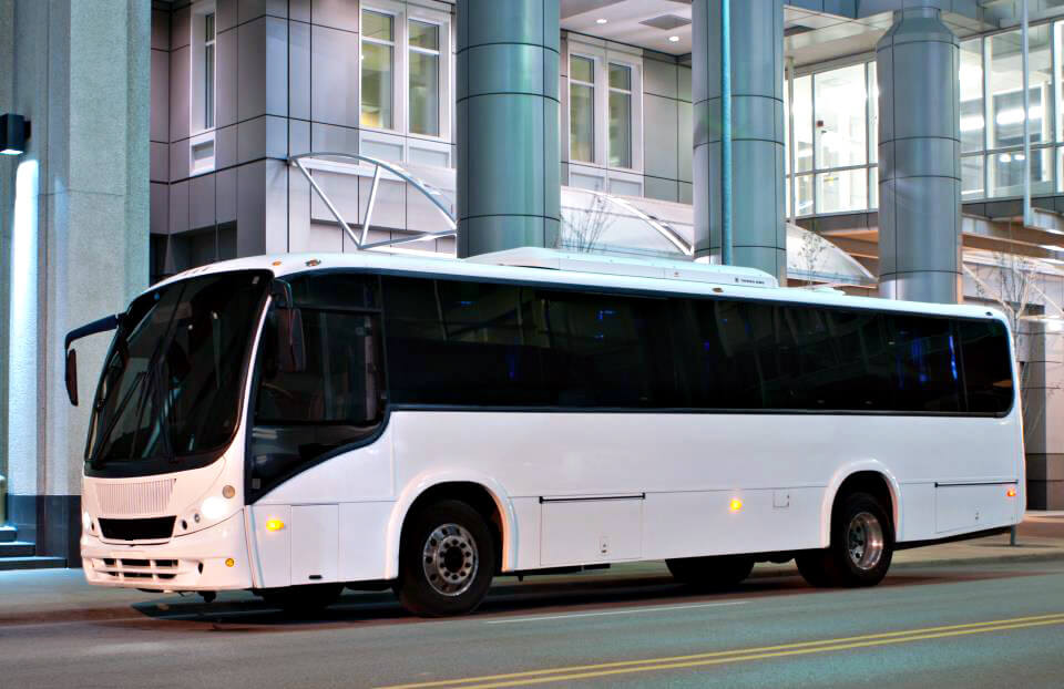 coach bus Babylon town