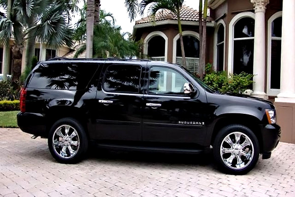 airport suv rental West Carthage